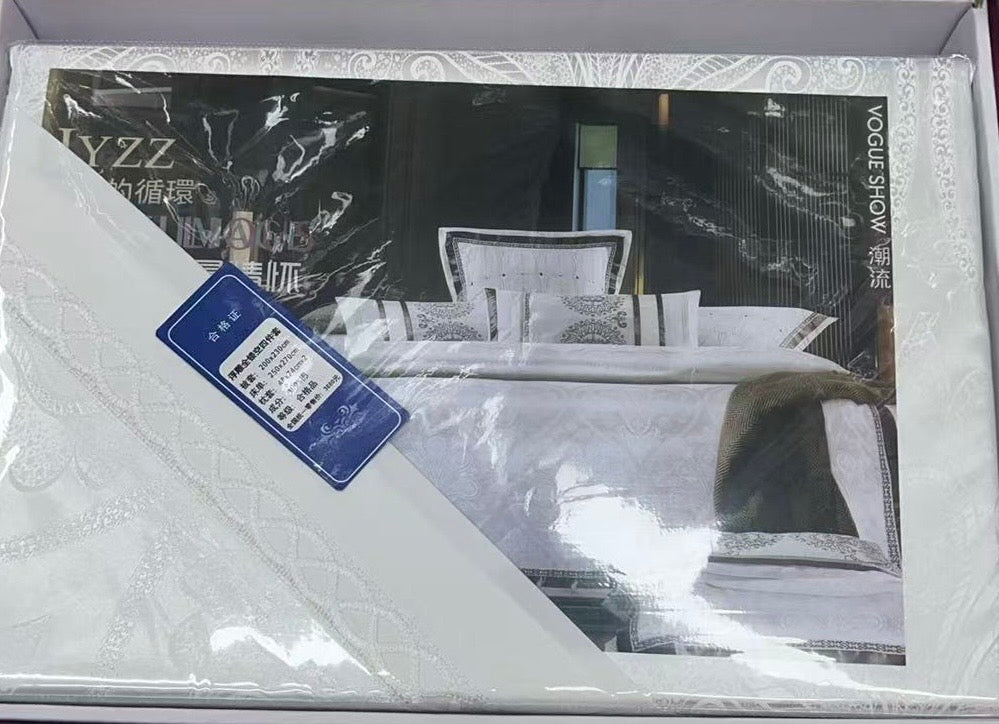 Vogue Luxe Jacquard Bedding Set – White & Silver - bed sheet- | 200 x 230 cm