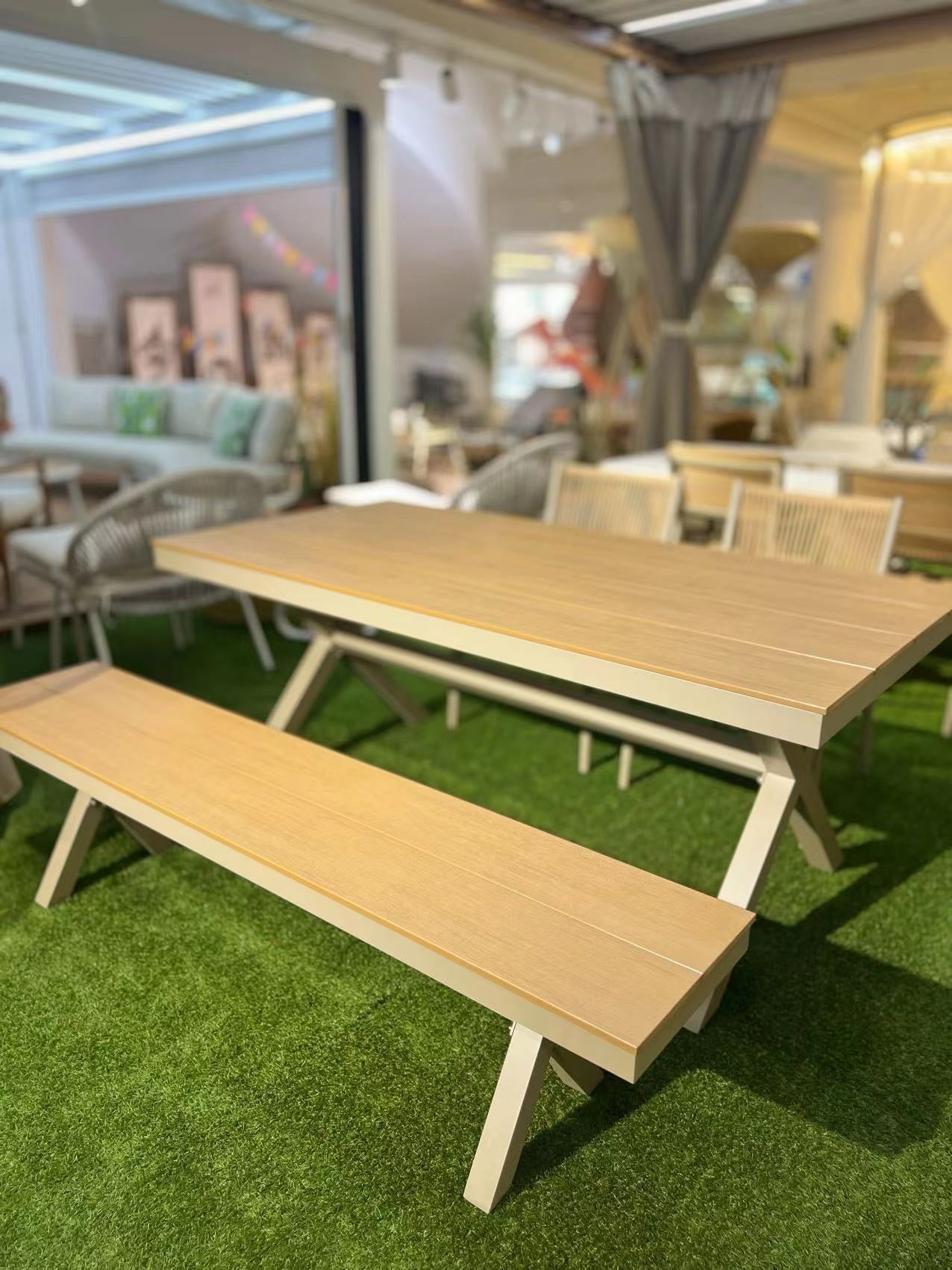 DARA Coastal Outdoor Dining Set