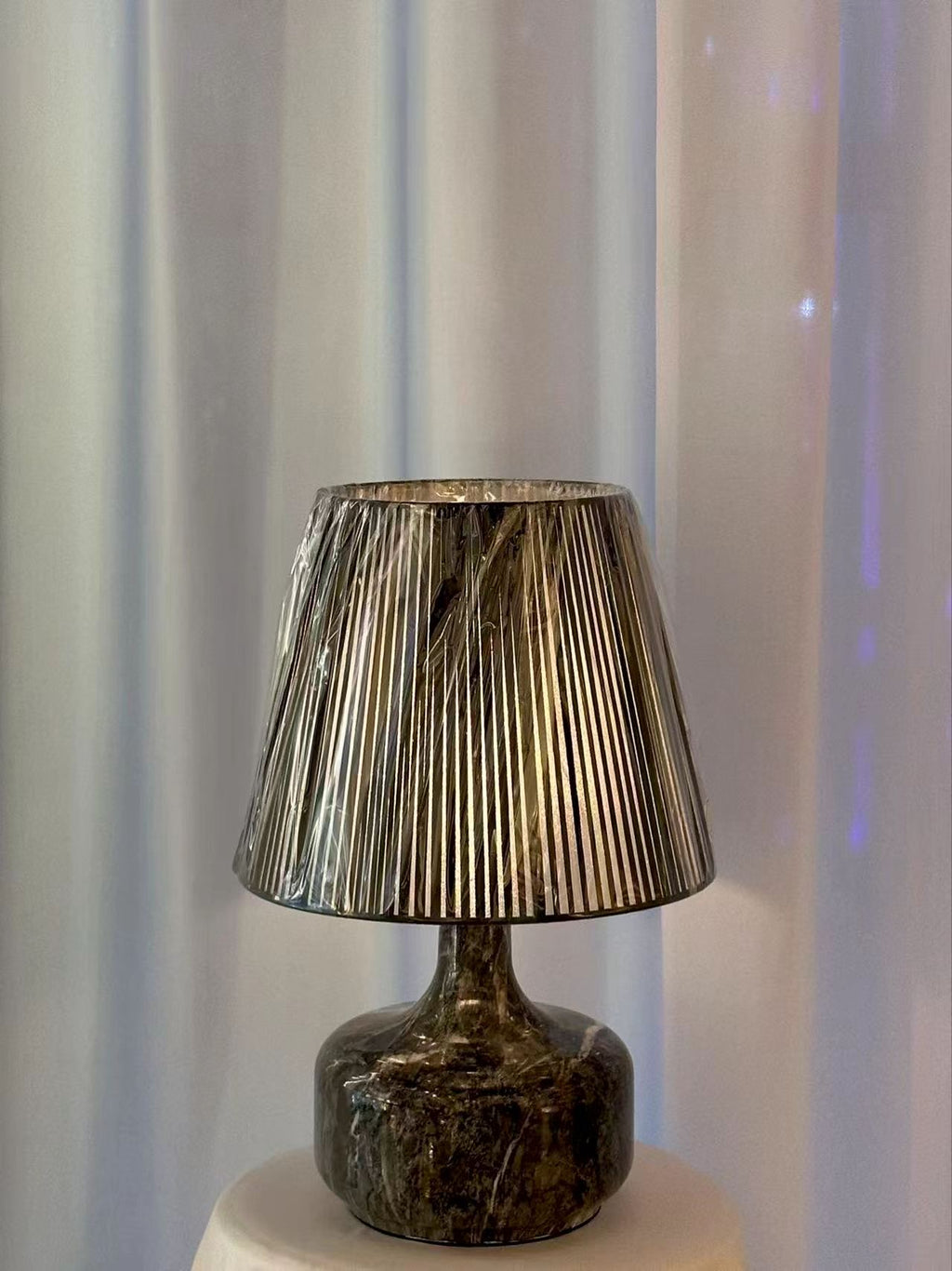 Luxury Marble Table Lamp – Gold Pleated Shade