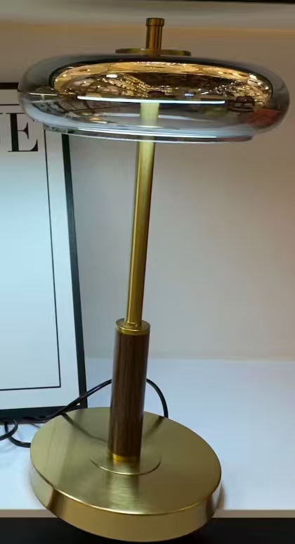 Modern Gold Glass Table Lamp – Luxury Bedside Lighting