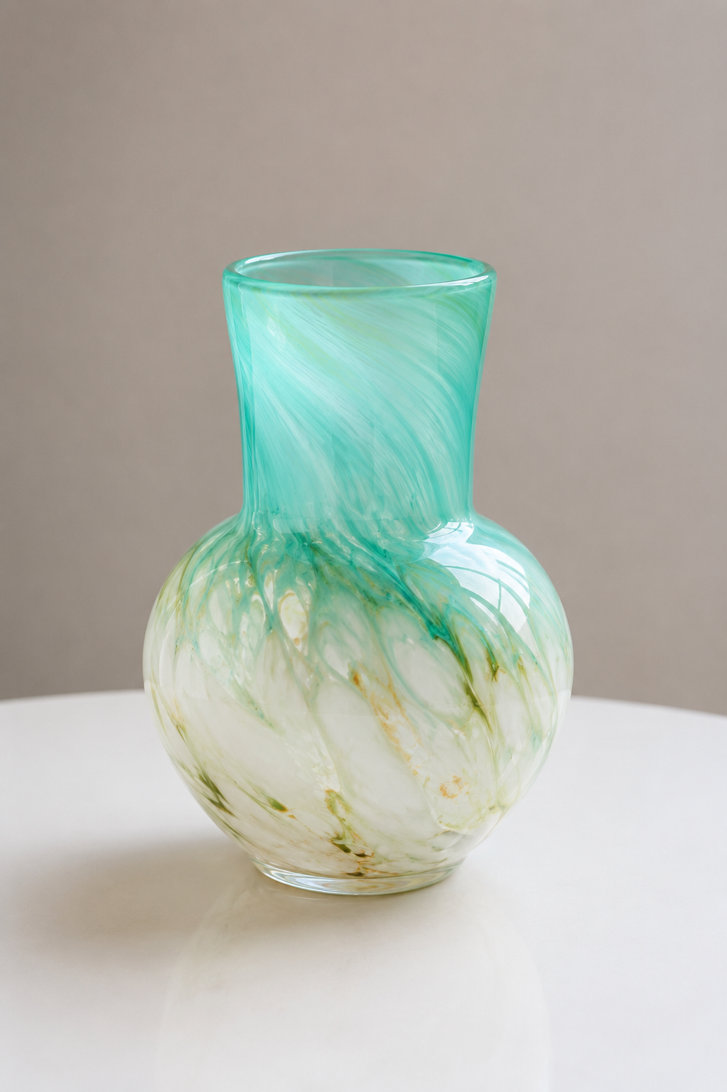 Decorative Glass Vase – Aqua & Ivory Marble Design. Item No: WS.26-164