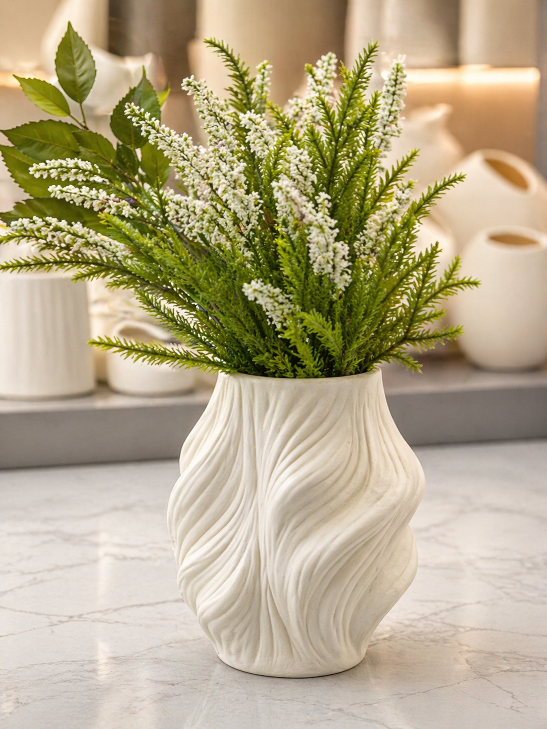DARA Flow Ceramic Vase