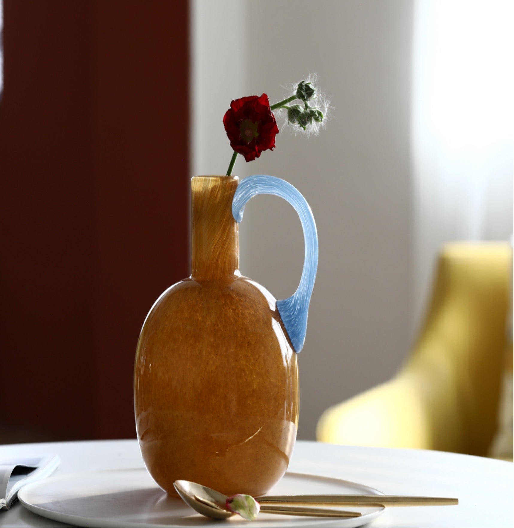 Amber Glass Vase with Sculpted Handle – Artistic Modern Décor(13.5-21.5cm)