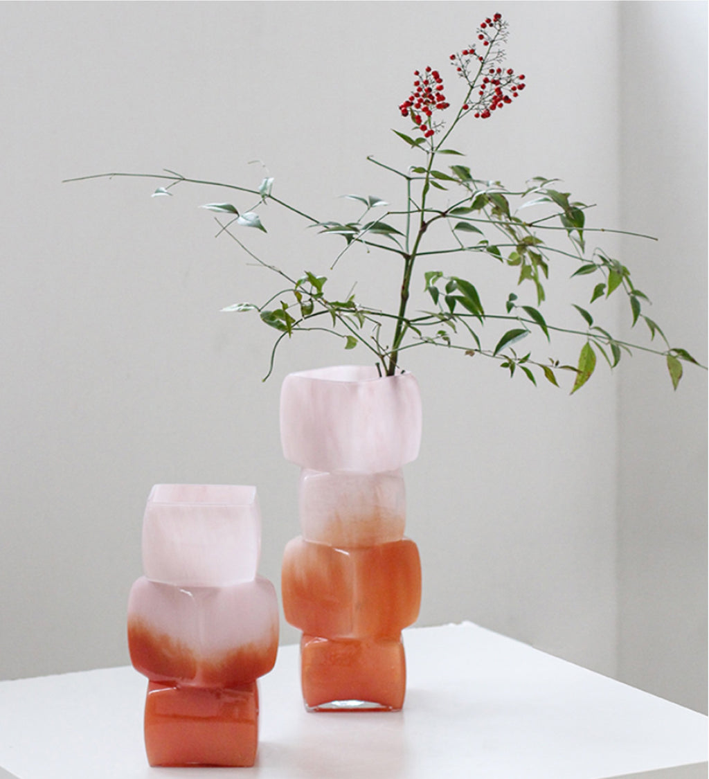 Blush Gradient Glass Vase – Single peice (10-30cm)